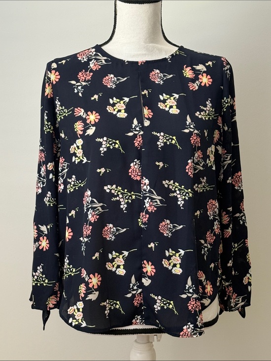 Ann Taylor Factory Tops - Ann Taylor Printed Navy Floral Long-Sleeve Women's Blouse